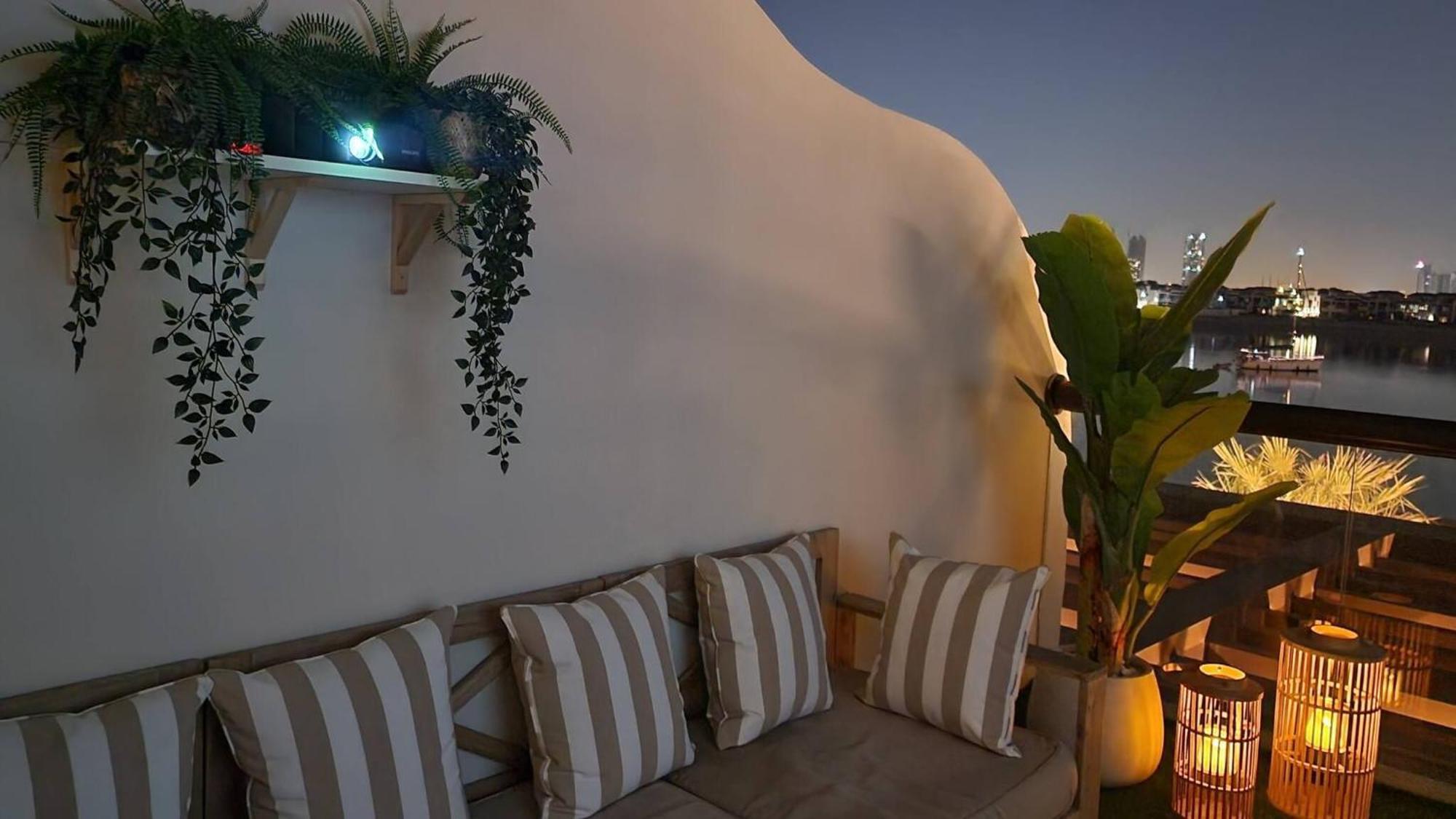 Apartment Beachfront Bliss On The Palm Jumeirah