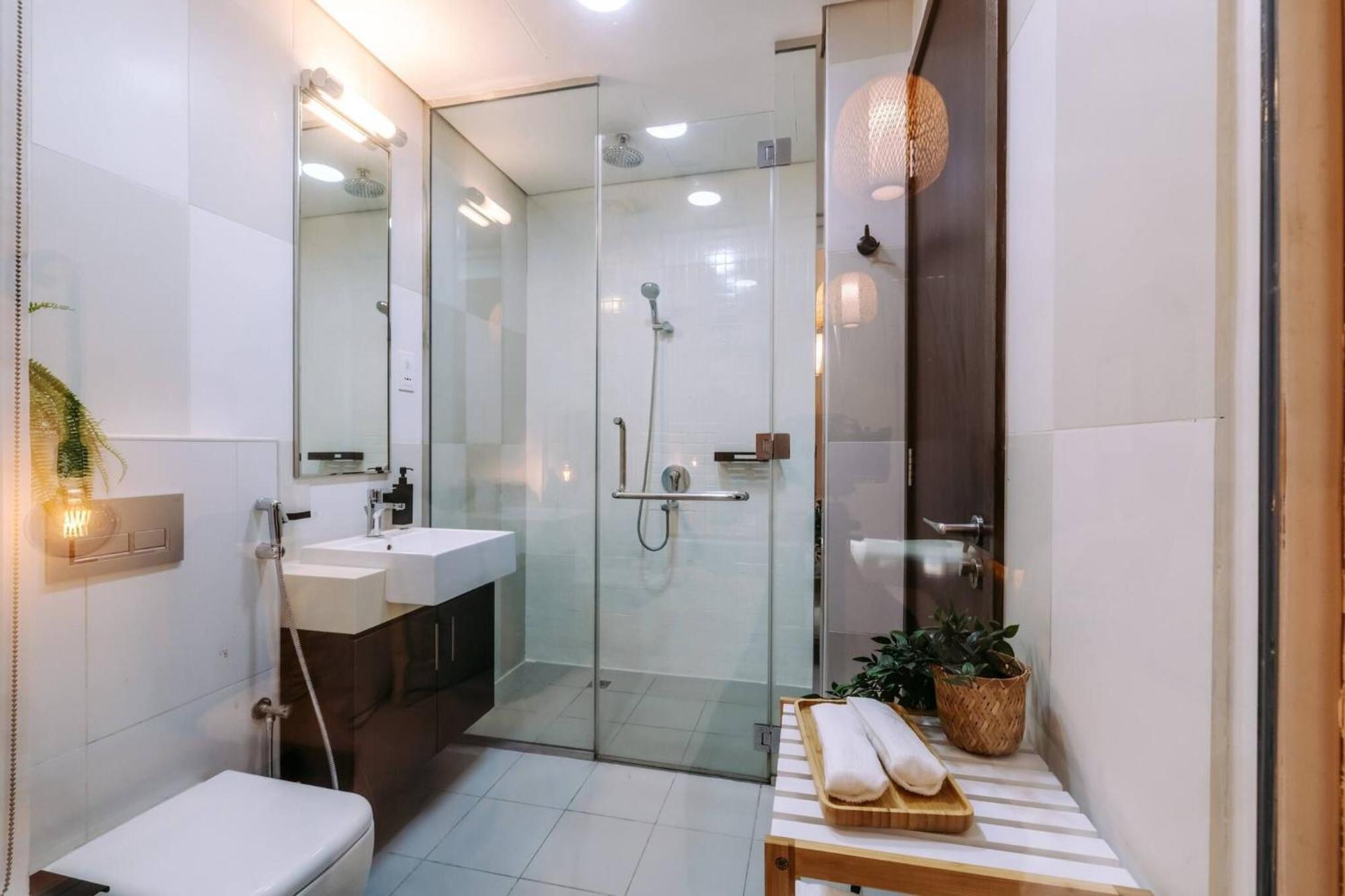 Beachfront Bliss On The Palm Jumeirah Apartment *