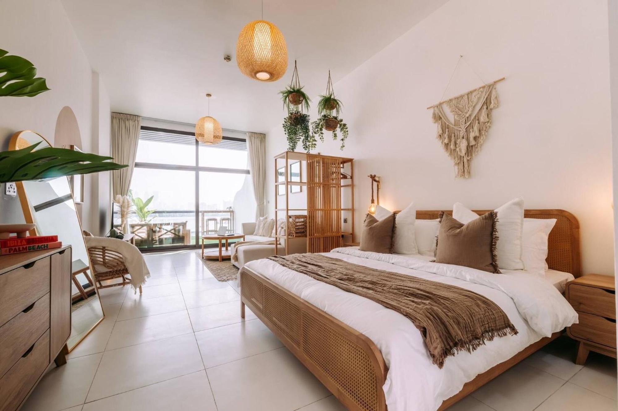 Apartment Beachfront Bliss On The Palm Jumeirah Dubai